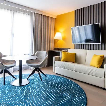 Hotel Western Premier De La Paix 4*